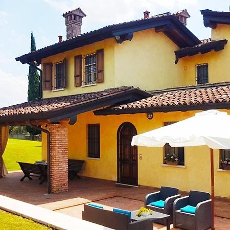 Casa Vacanze Soleluna 몬티키아리 외부 사진