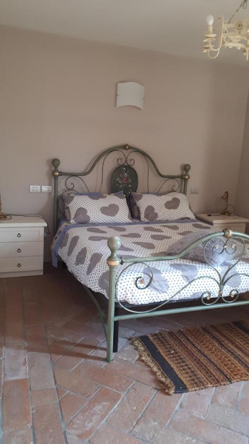 Casa Vacanze Soleluna 몬티키아리 외부 사진