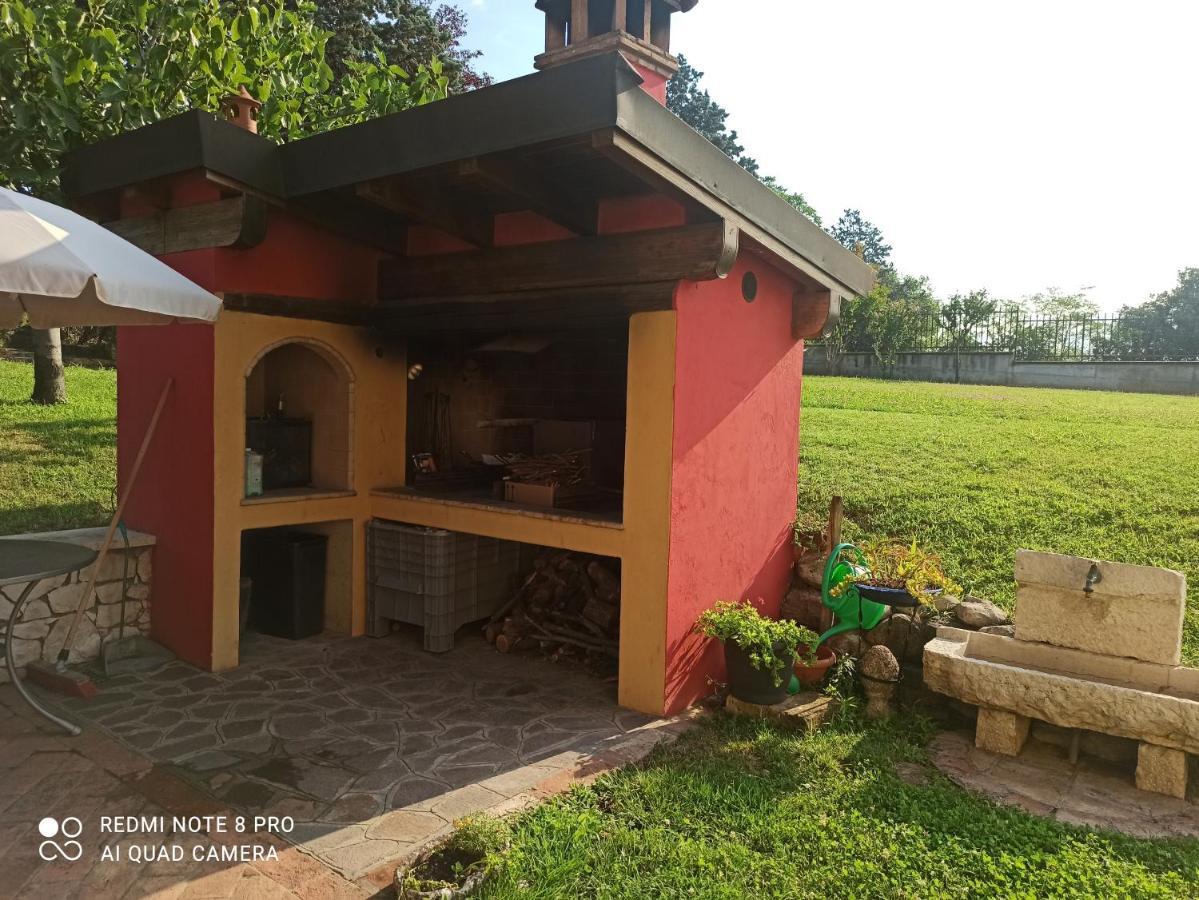 Casa Vacanze Soleluna 몬티키아리 외부 사진