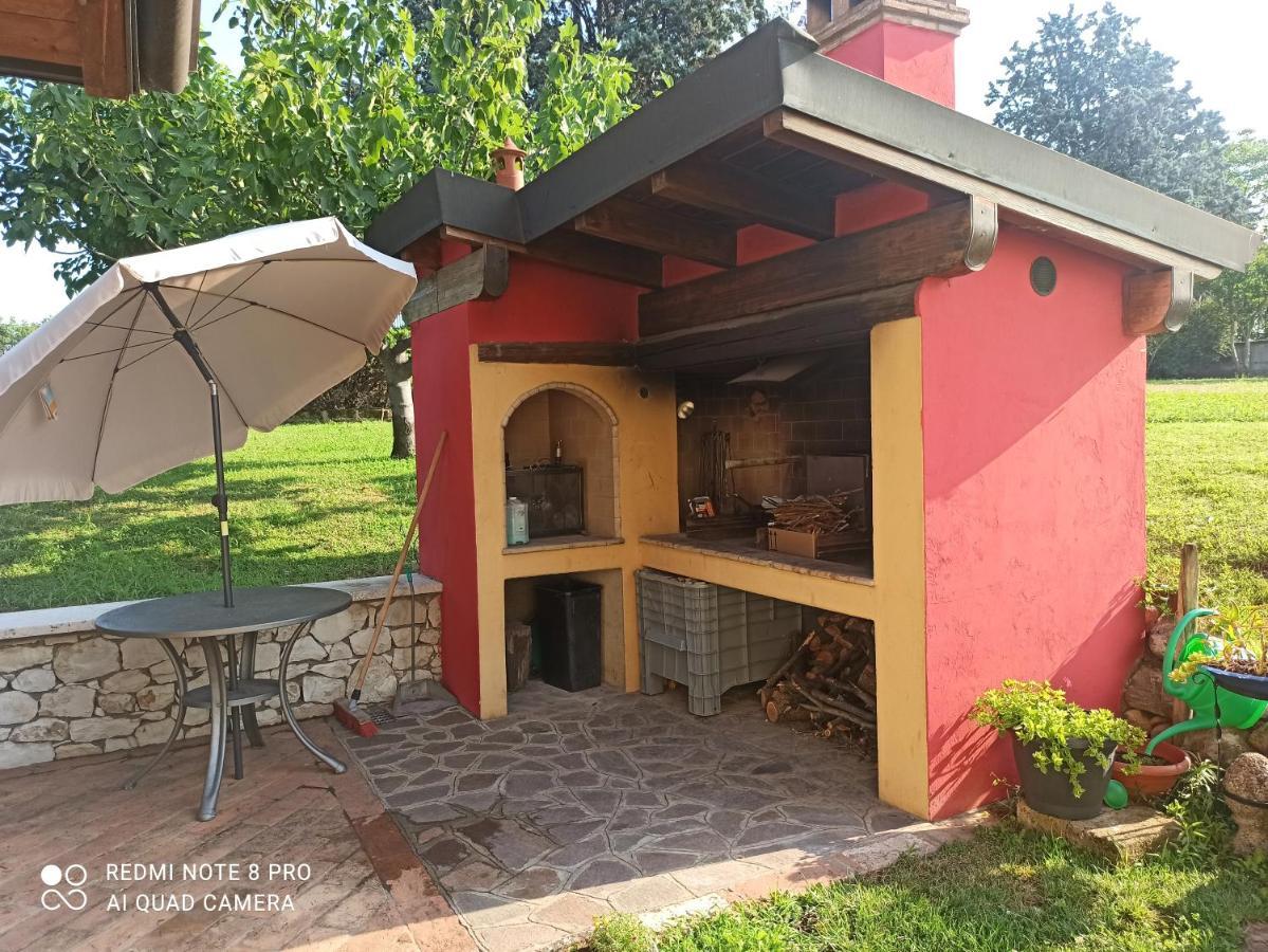 Casa Vacanze Soleluna 몬티키아리 외부 사진