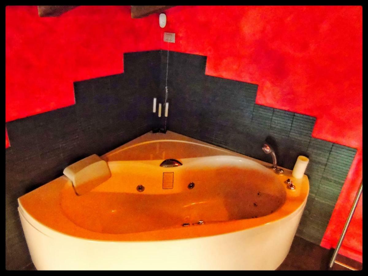 Casa Vacanze Soleluna 몬티키아리 외부 사진
